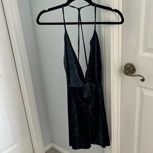 Zara velvet open back mini dress💙